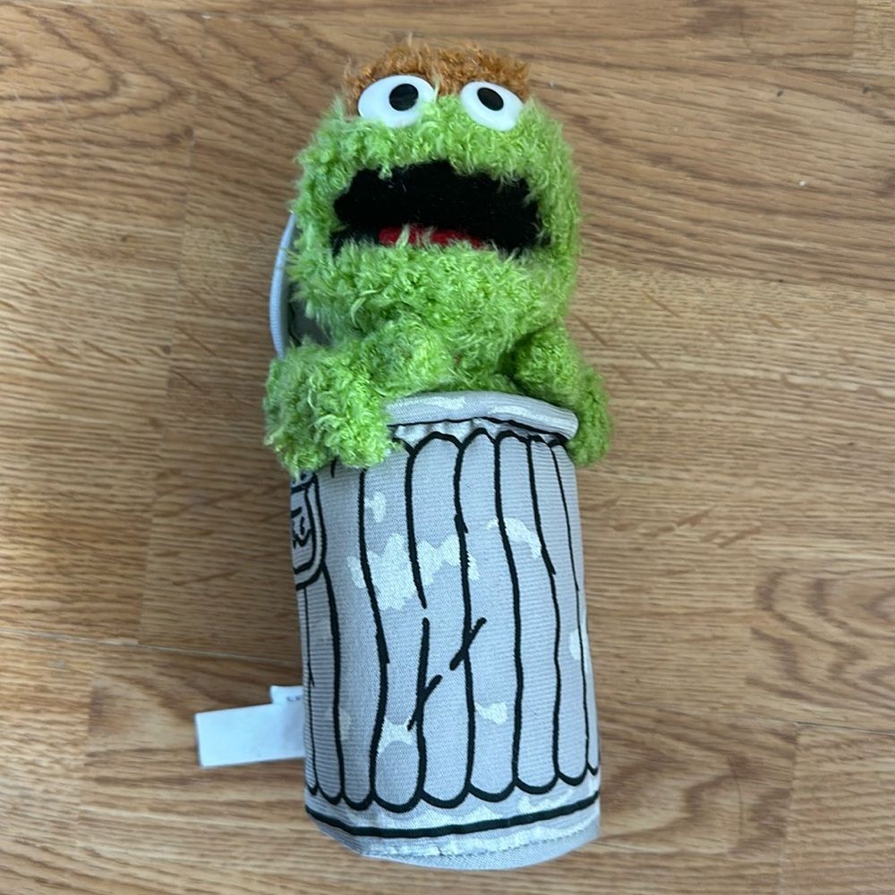 Sesame Street Oscar the Grouch Vintage Toy Figure Collectible Muppet